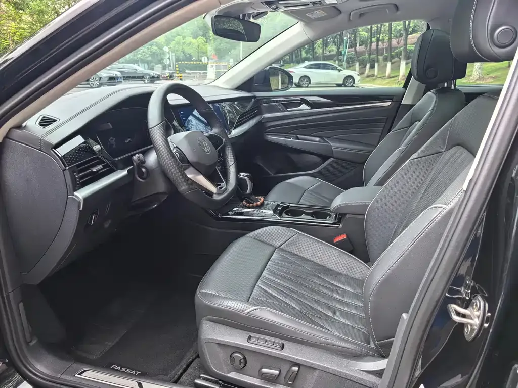 Volkswagen Passat — фото 5