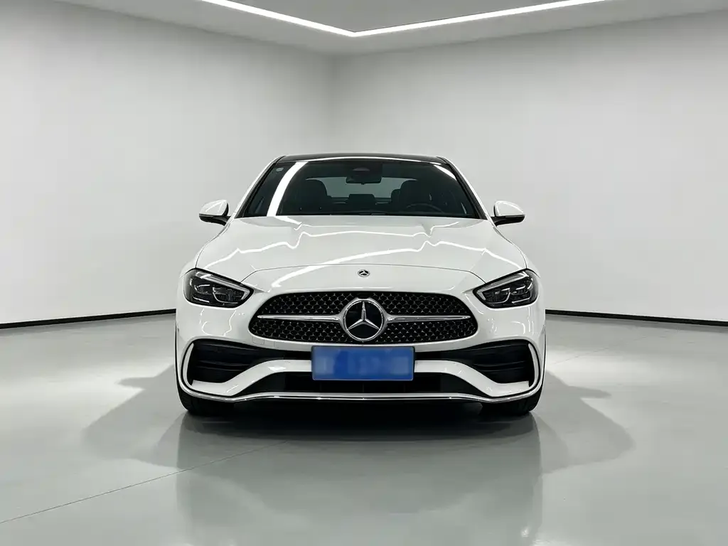Mercedes-Benz C-Class — фото 7