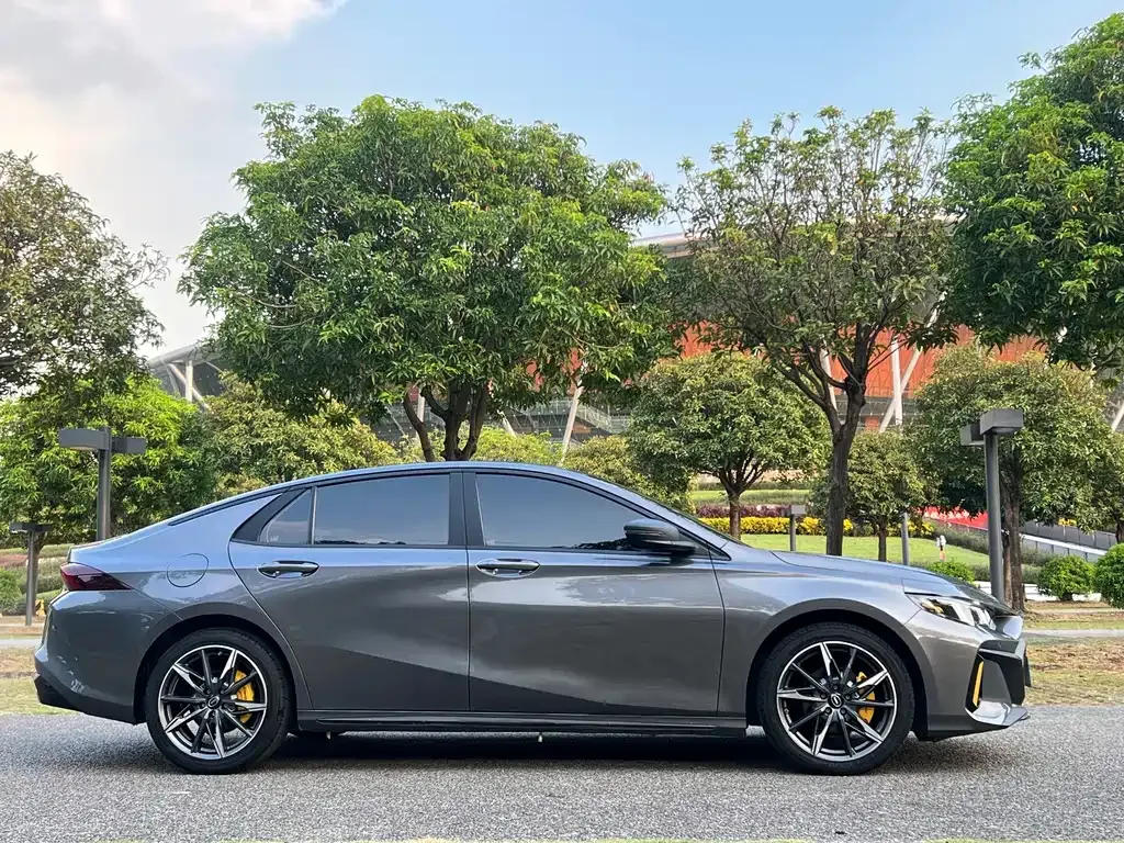 GAC Motor Shadow Leopard — фото 4