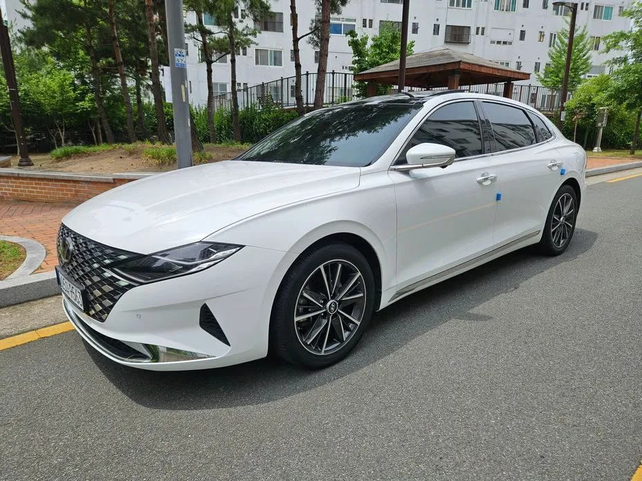 Hyundai Grandeur — фото 1