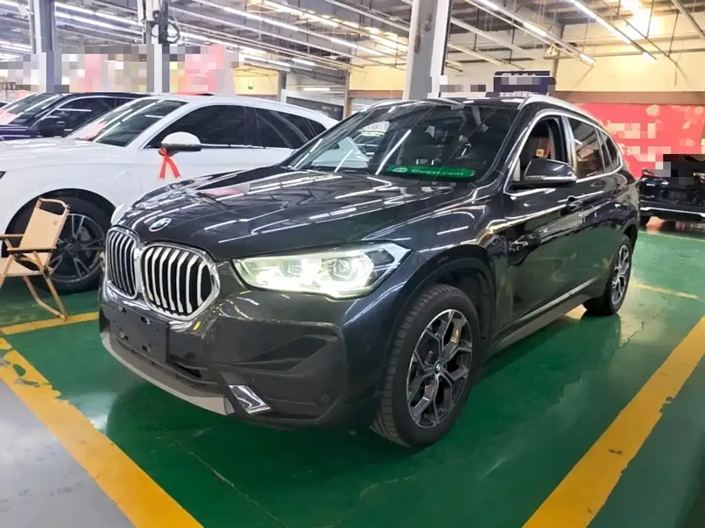 BMW X1 — фото 1