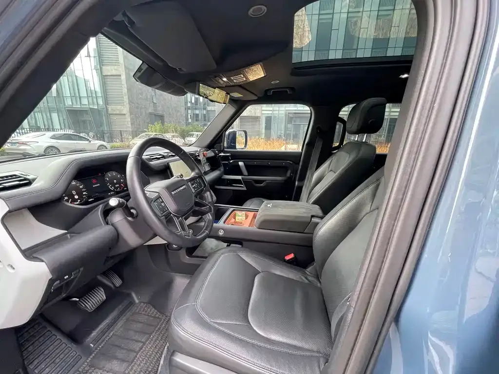 Land Rover Defender — фото 3
