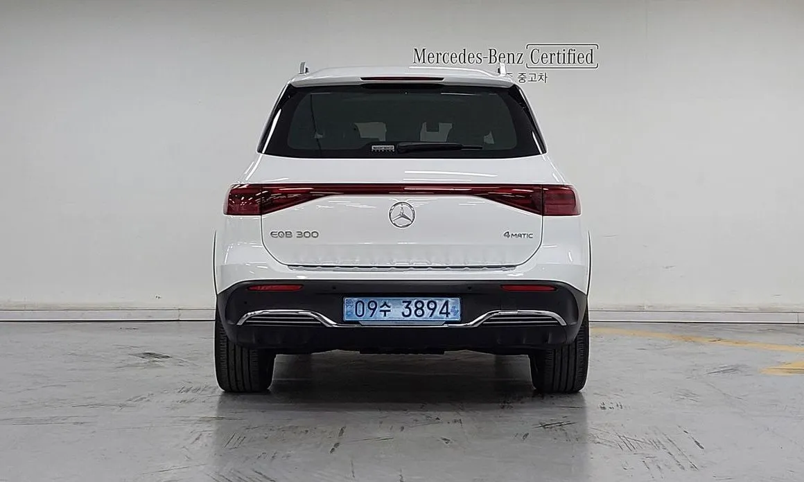 Mercedes-Benz EQB — фото 2