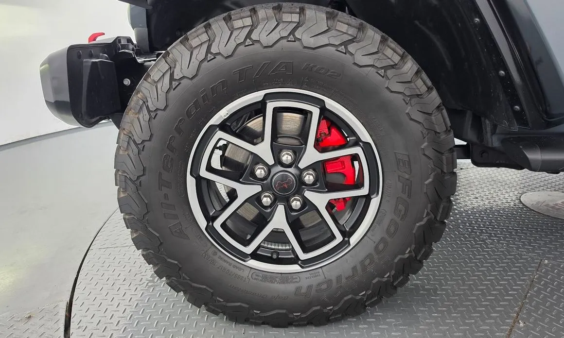 Jeep Wrangler — фото 6