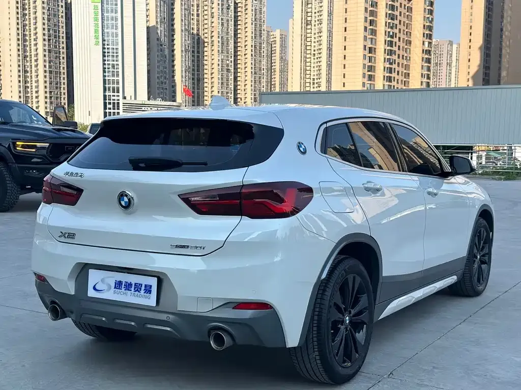 BMW X2 — фото 10