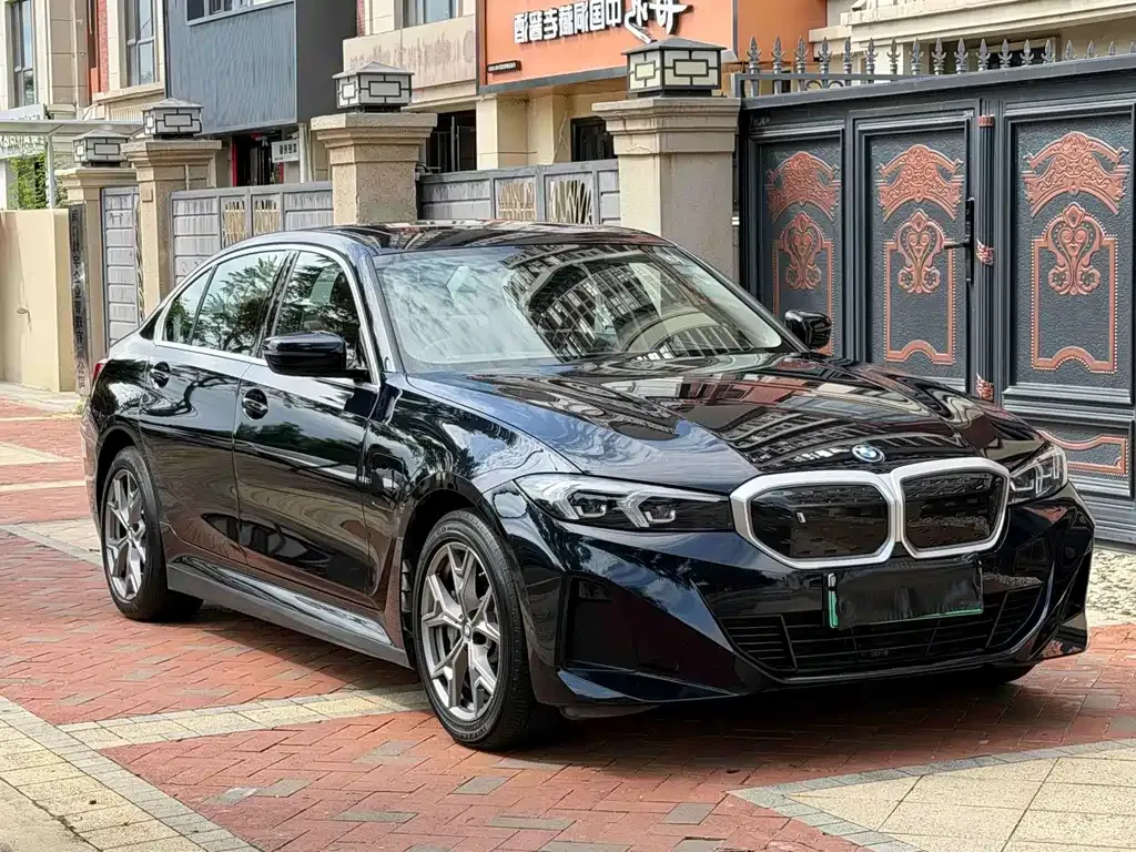 BMW i3 — фото 7