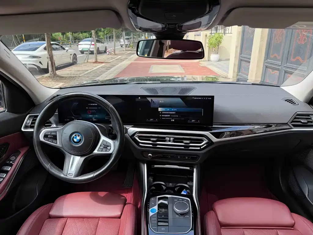 BMW i3 — фото 6