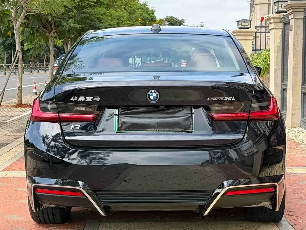 BMW i3 — фото 5