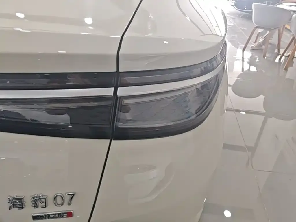BYD Seal 07 DM-i — фото 4