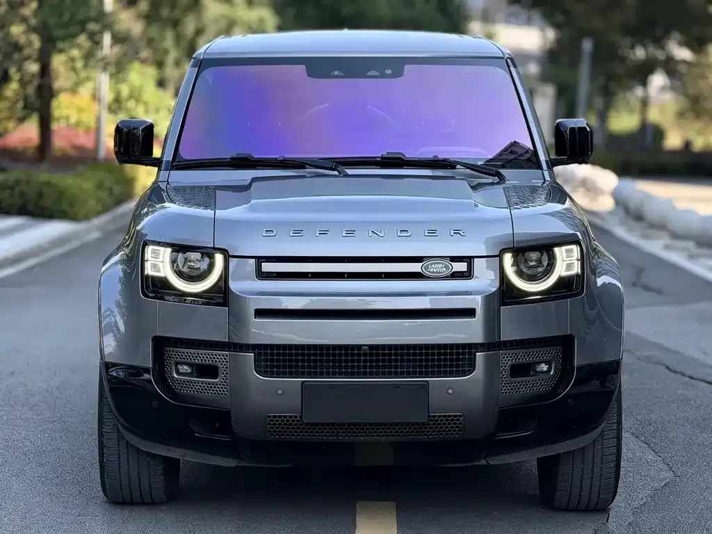 Land Rover Defender — фото 7