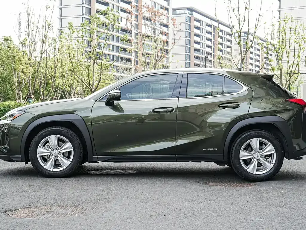 Lexus UX — фото 8