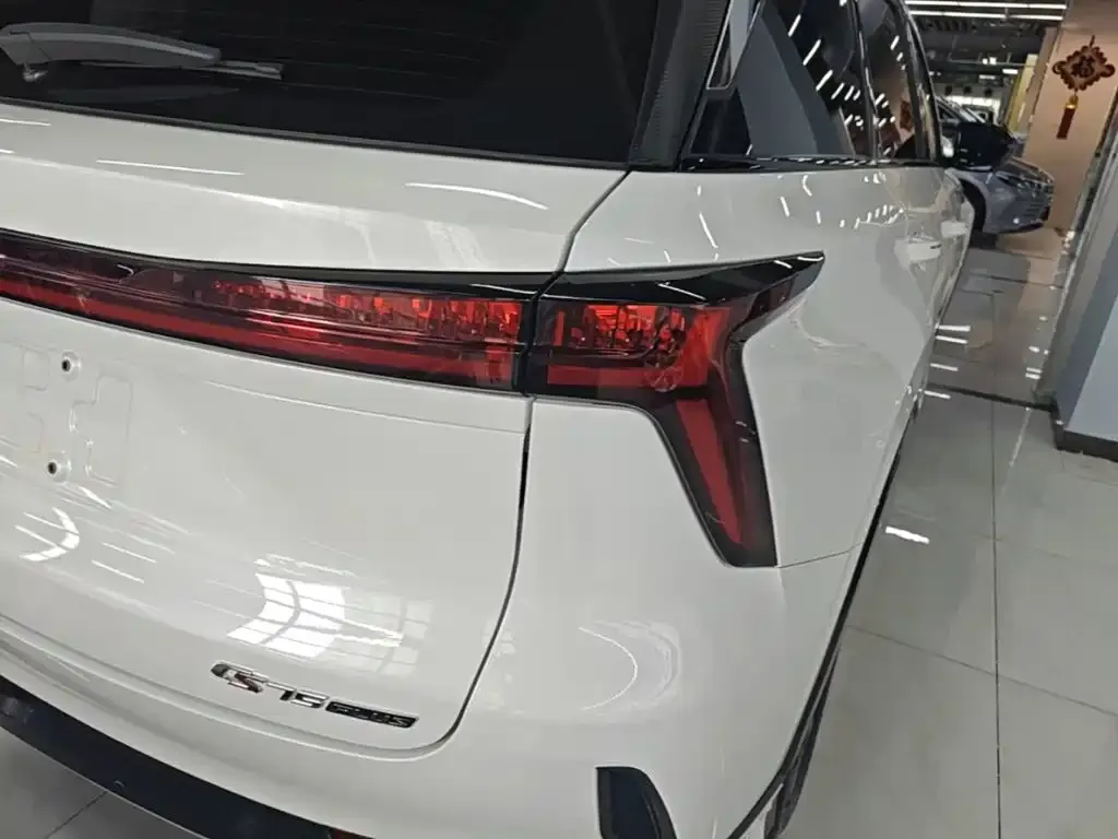 Changan CS75 PLUS — фото 4