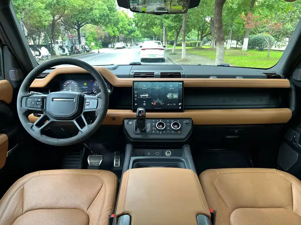 Land Rover Defender — фото 4