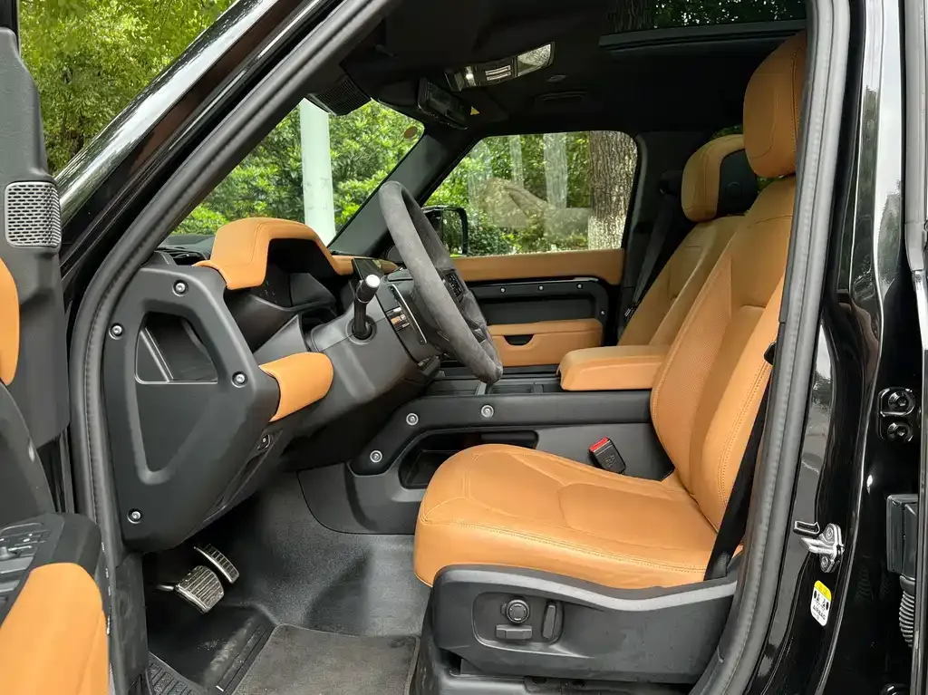 Land Rover Defender — фото 2
