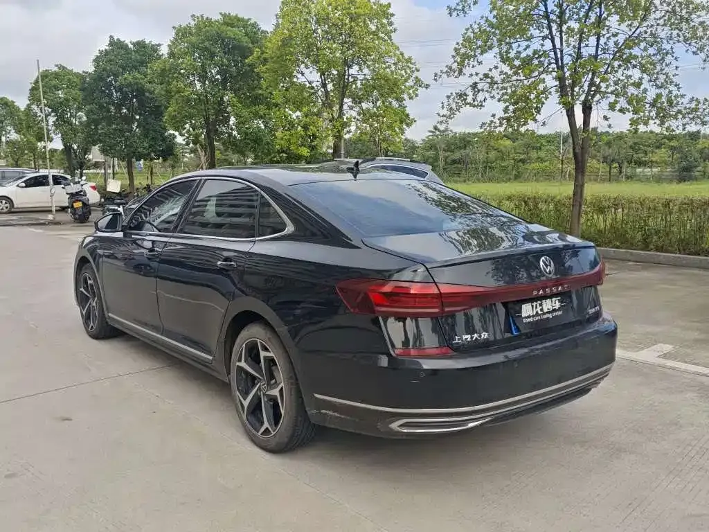 Volkswagen Passat — фото 3