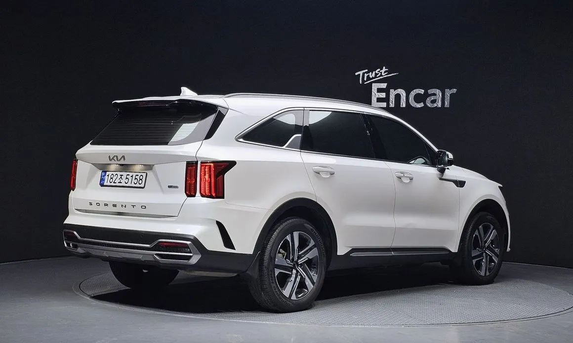 Kia Sorento — фото 4
