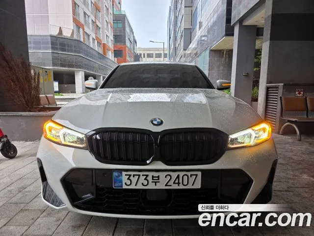 BMW 3-Series — фото 1