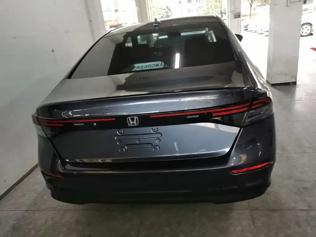 Honda Accord — фото 3