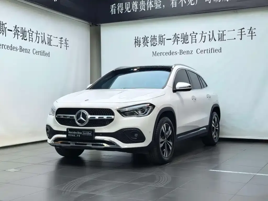 Mercedes-Benz GLA — фото 1