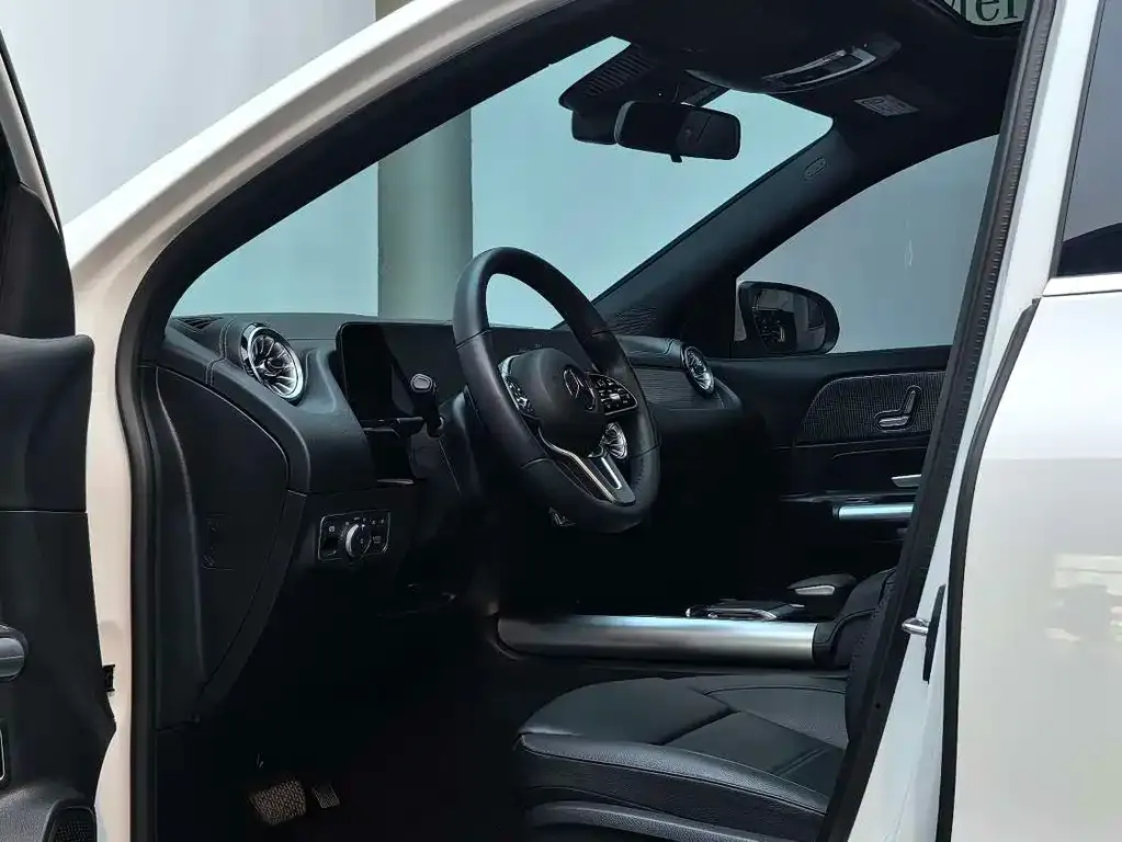 Mercedes-Benz GLA — фото 2