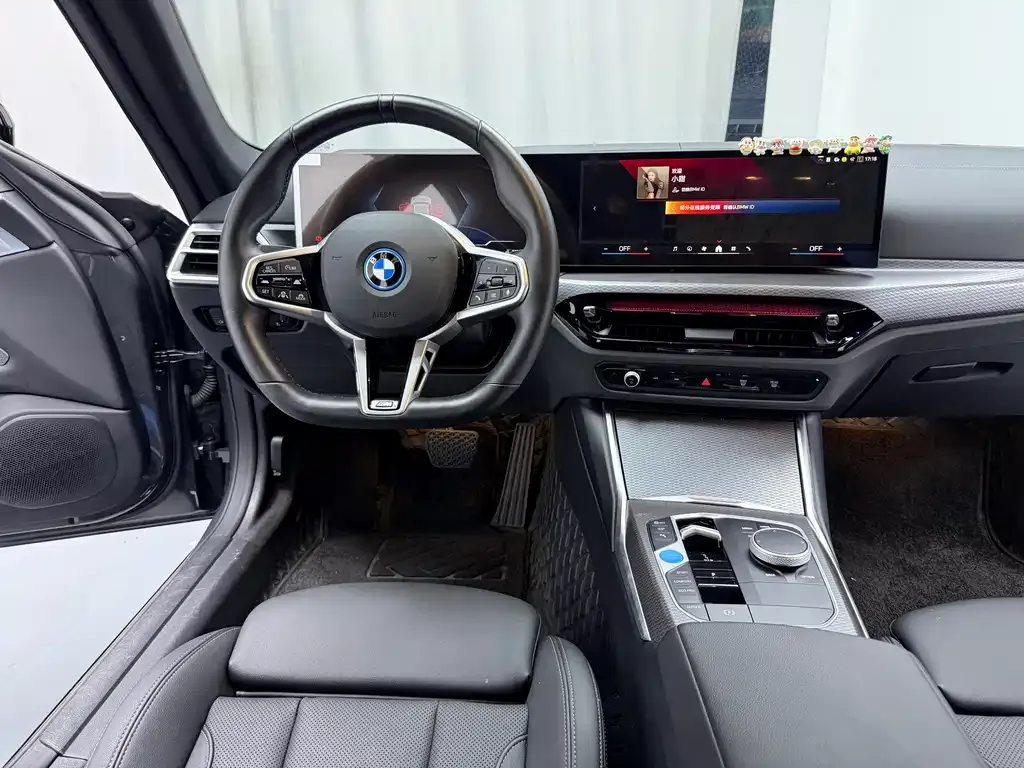 BMW i4 — фото 2
