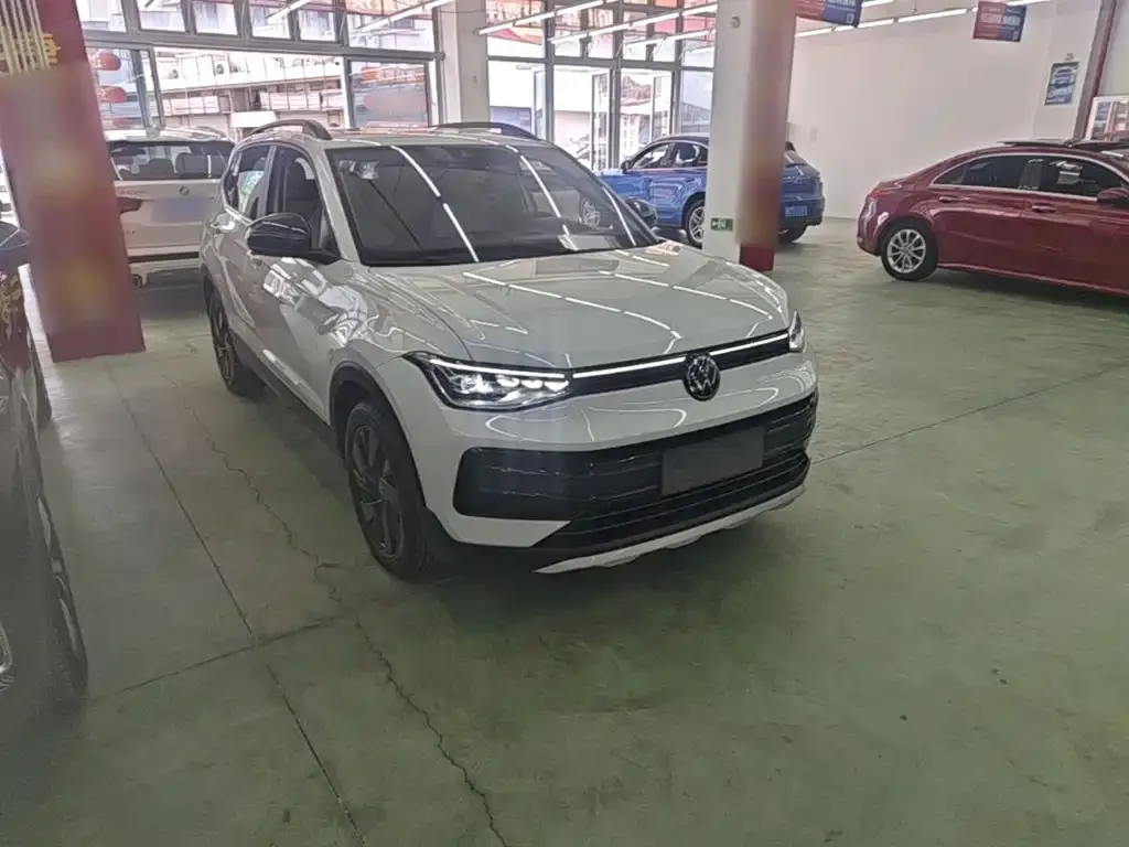 Volkswagen Tharu — фото 10