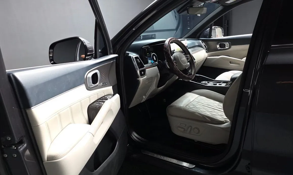 Kia Sorento — фото 5