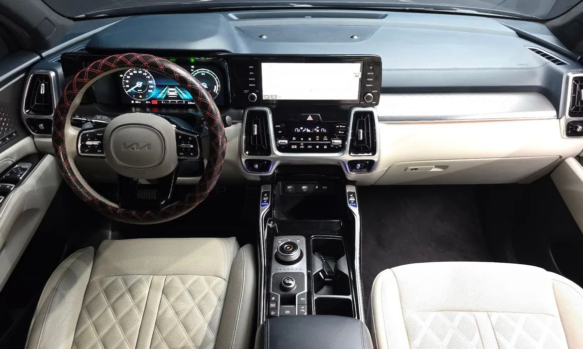 Kia Sorento — фото 9