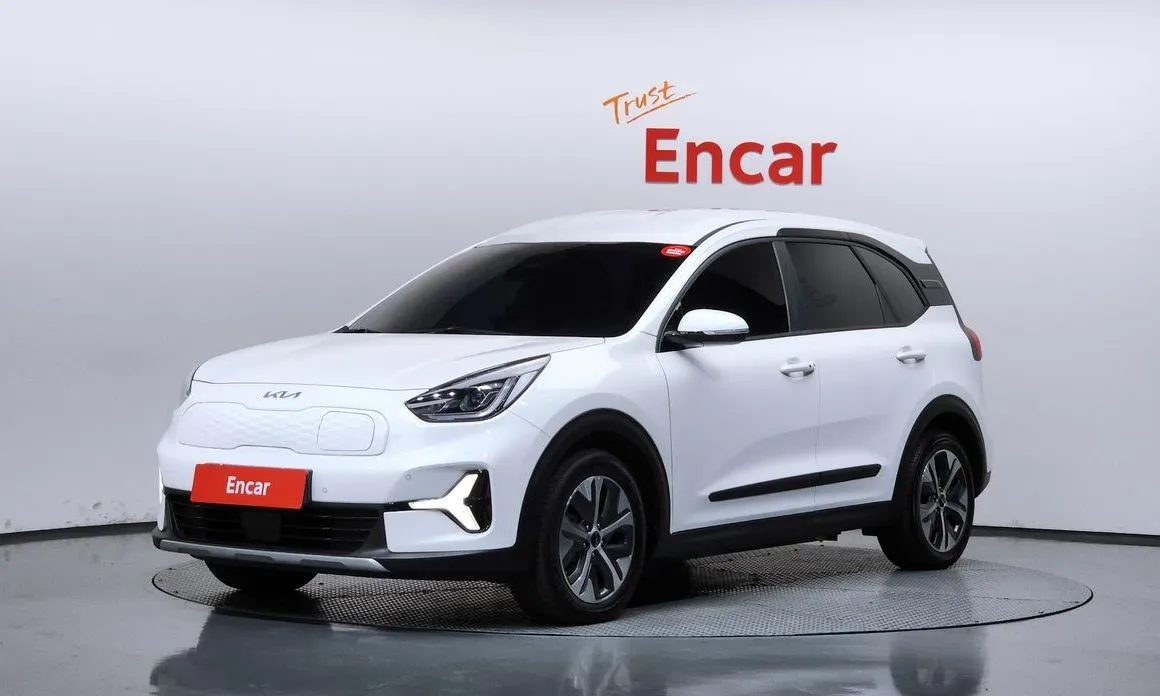 Kia Niro — фото 1
