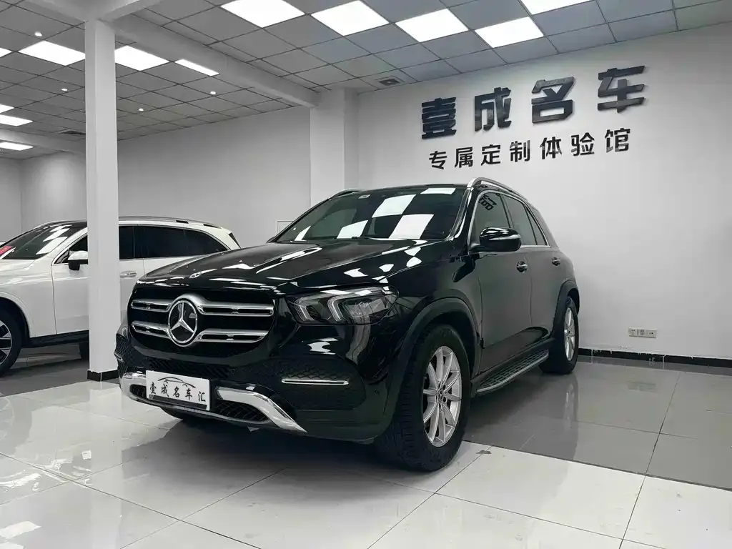 Mercedes-Benz GLE (Import) — фото 1