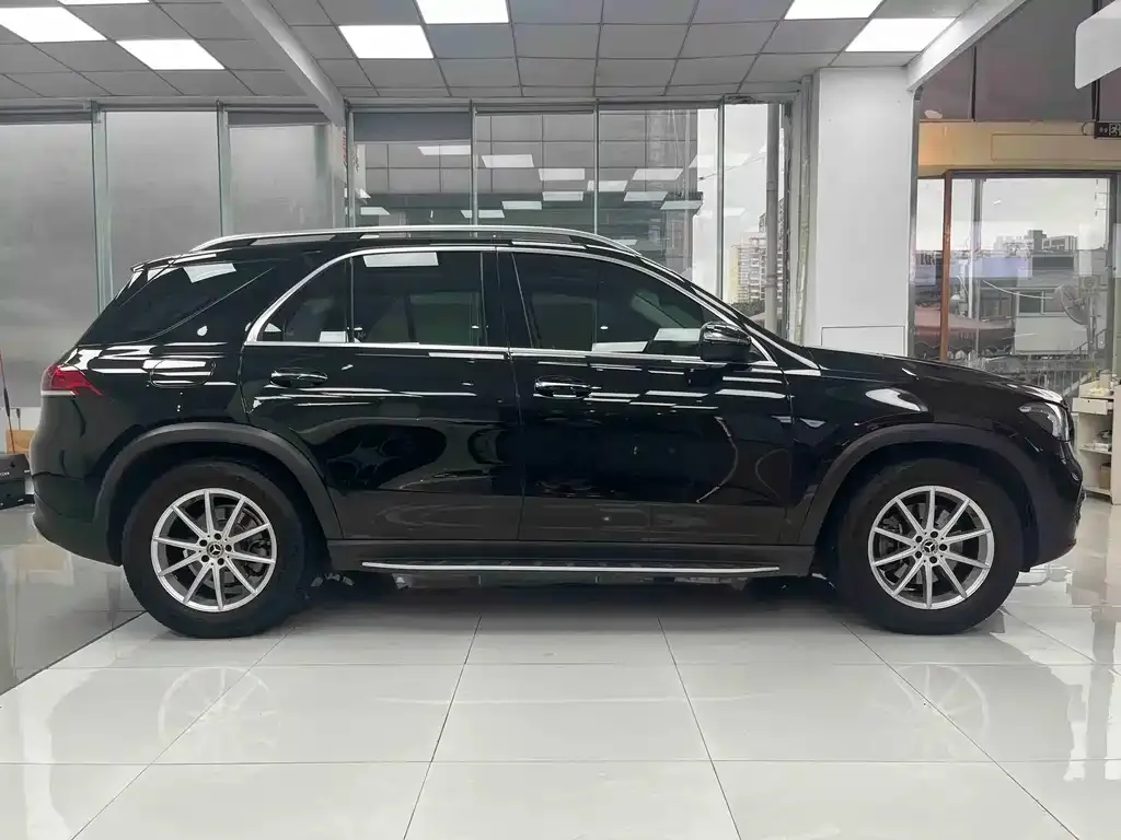 Mercedes-Benz GLE (Import) — фото 2