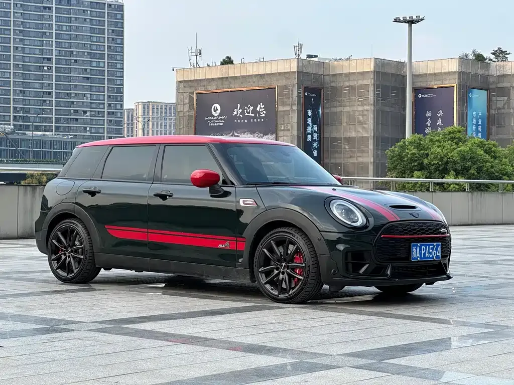 MINI Clubman JCW — фото 3
