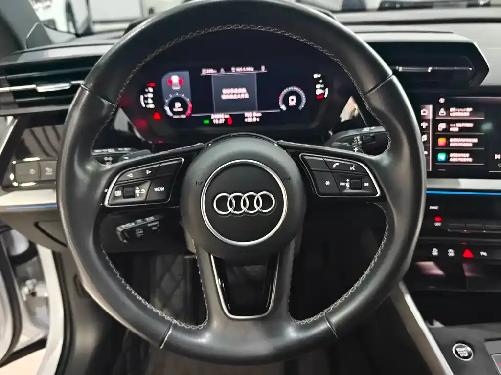 Audi A3 — фото 3