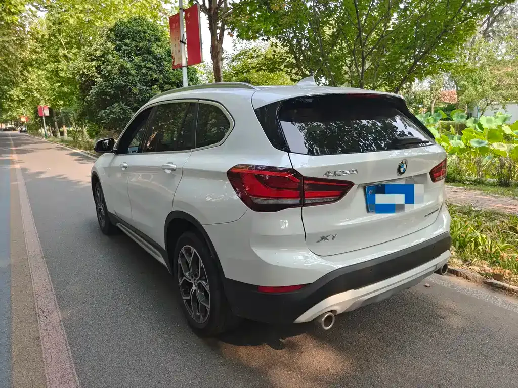 BMW X1 — фото 4