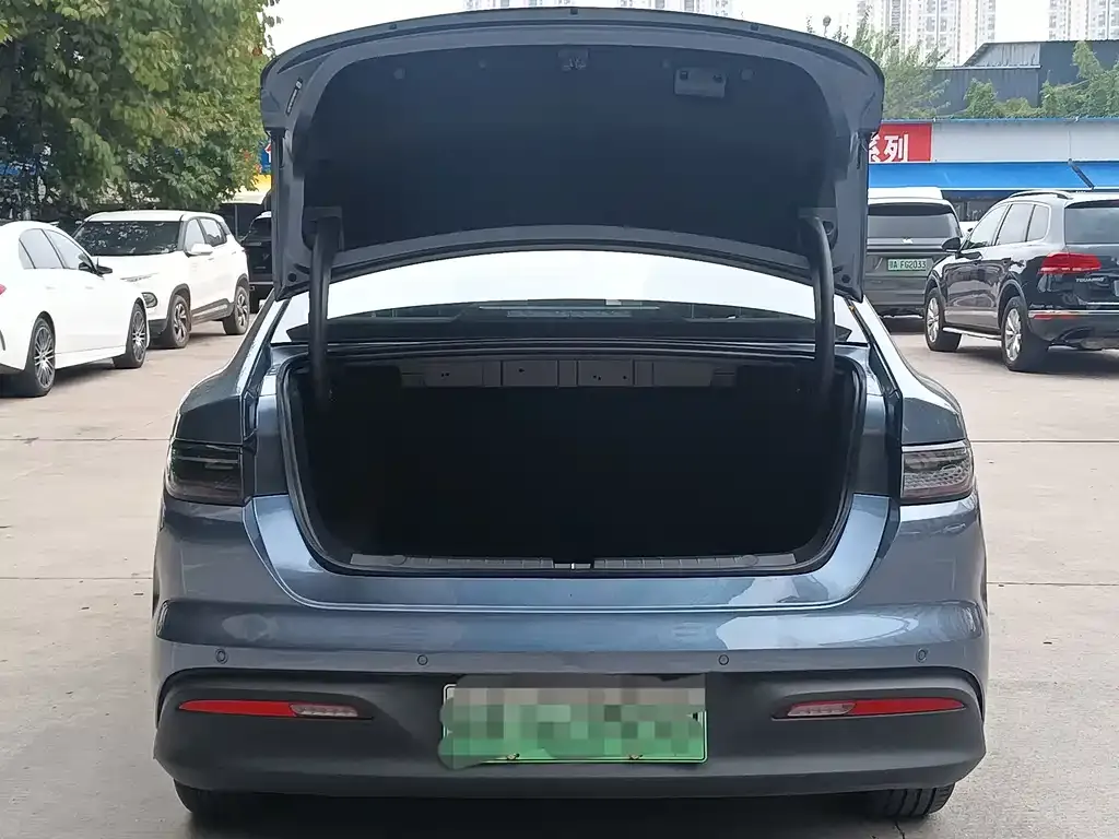 BYD Seal 05 DM-i — фото 3