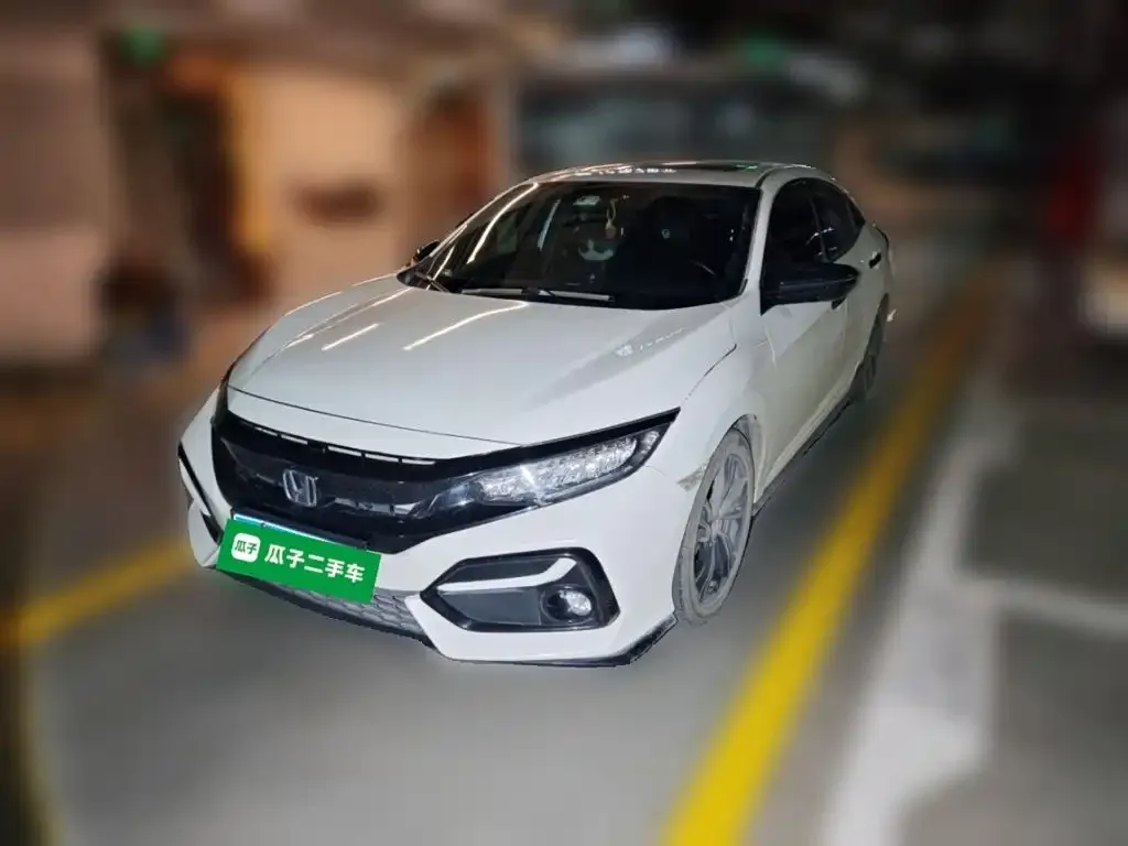 Honda Civic — фото 1