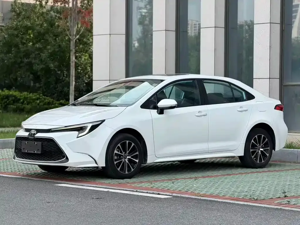 Toyota Levin — фото 1