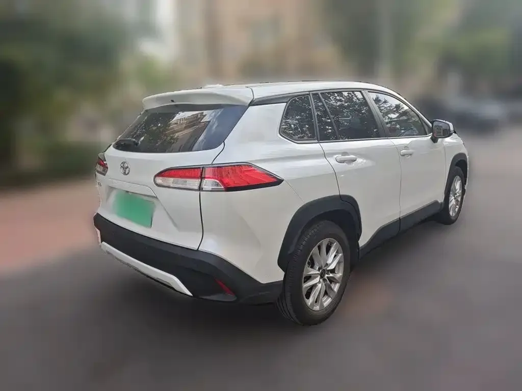 Toyota Corolla Cross — фото 3