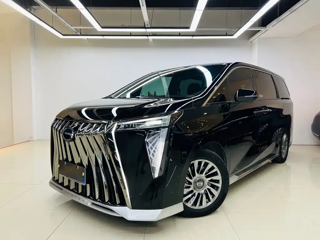 GAC Motor Trumpchi M8 — фото 1