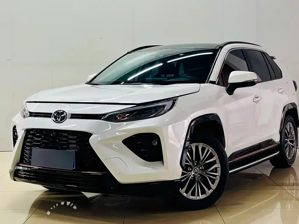 Toyota Wildlander — фото 5
