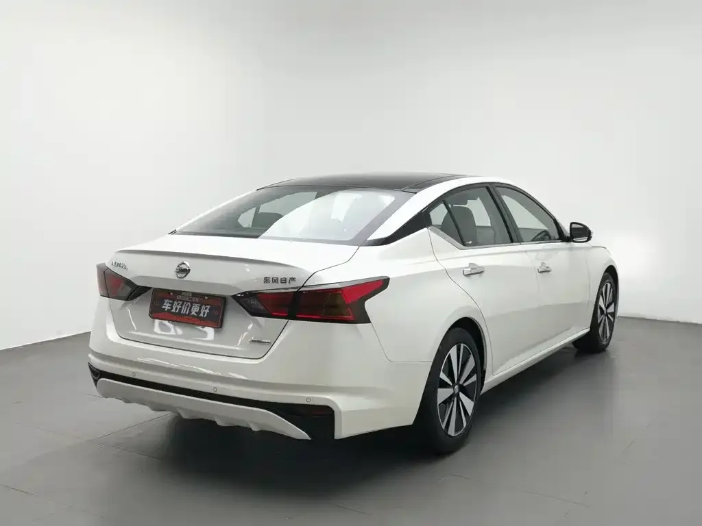 Nissan Teana — фото 4