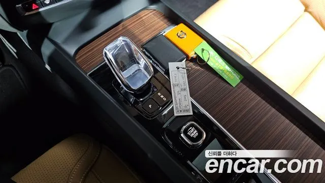 Volvo S60 — фото 8
