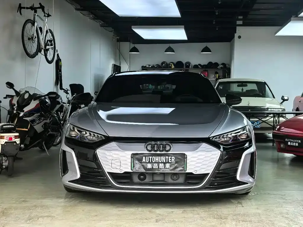 Audi RS e-tron GT — фото 6