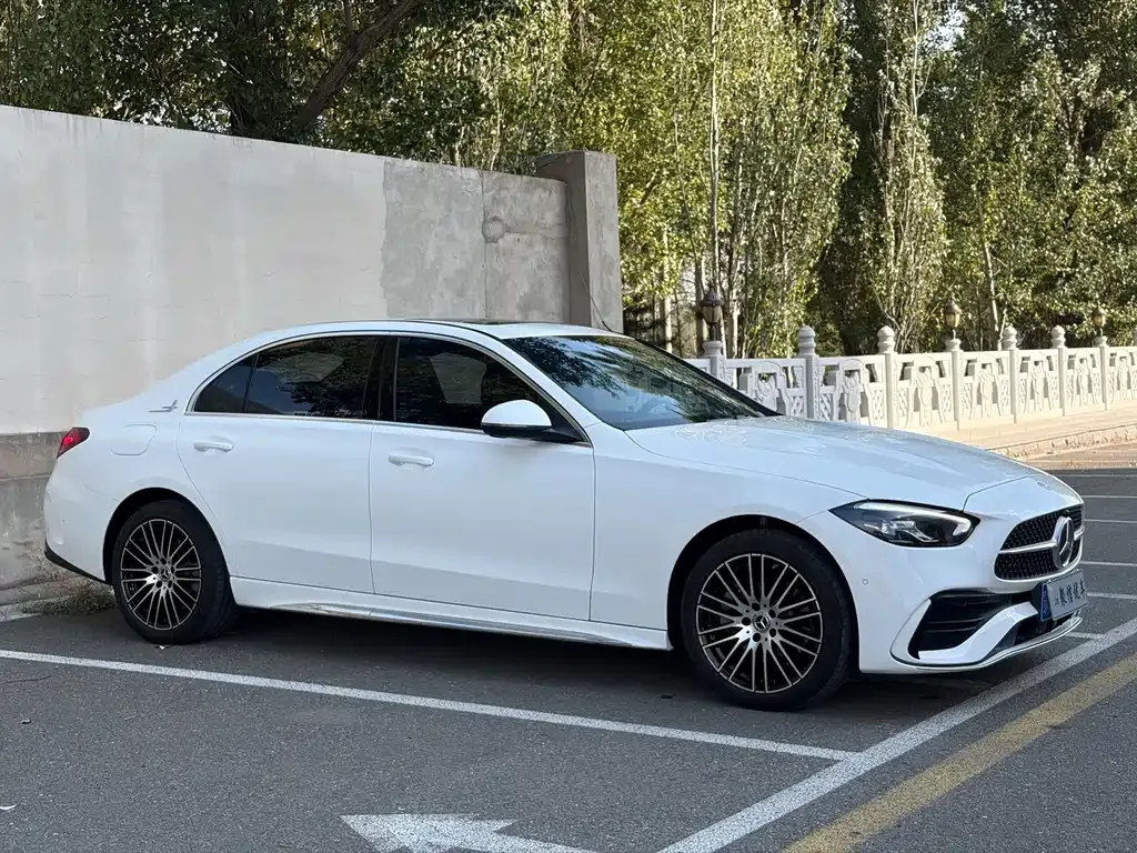 Mercedes-Benz C-Class — фото 10