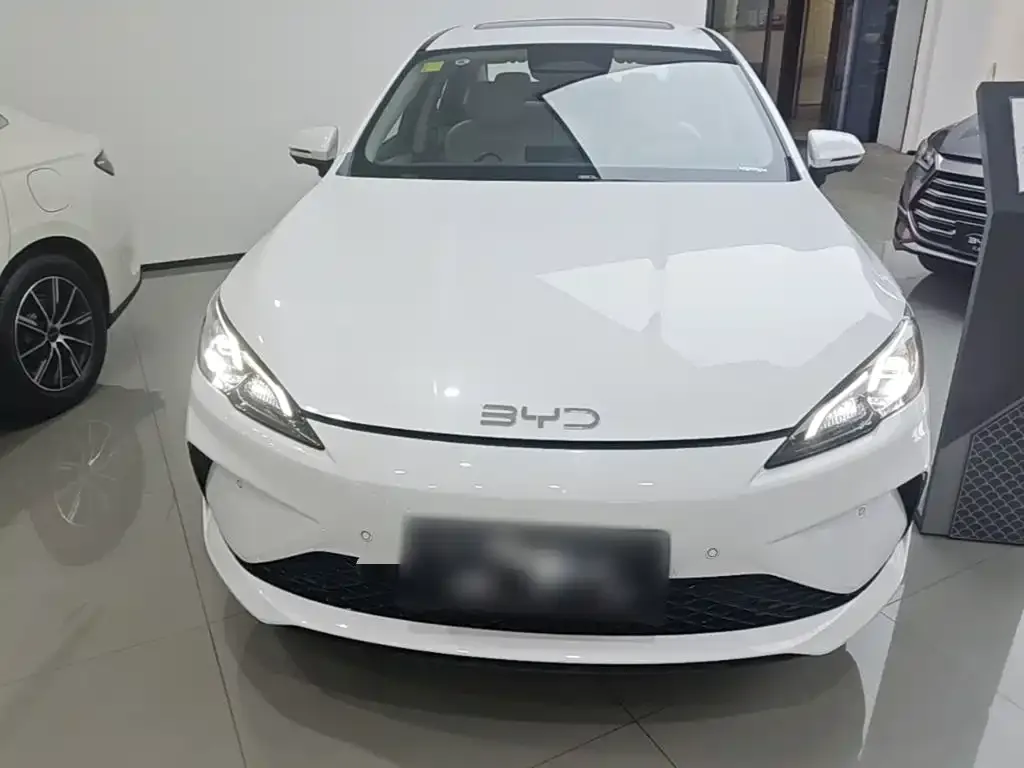 BYD Seal 05 DM-i — фото 2