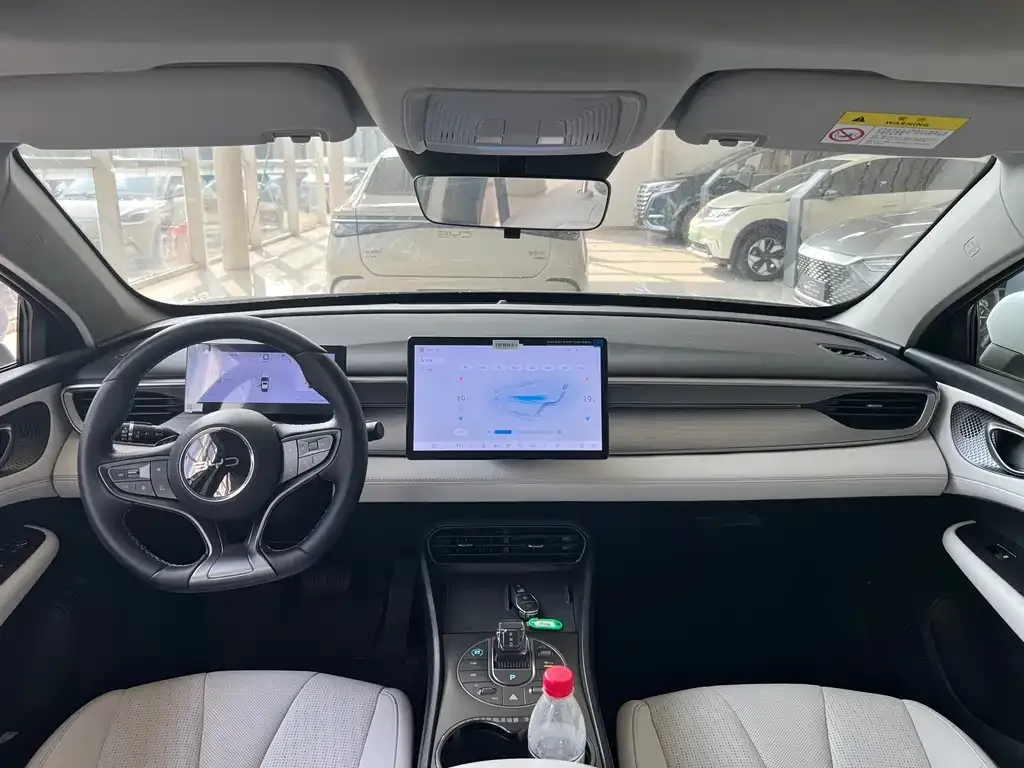 BYD Seal 05 DM-i — фото 3