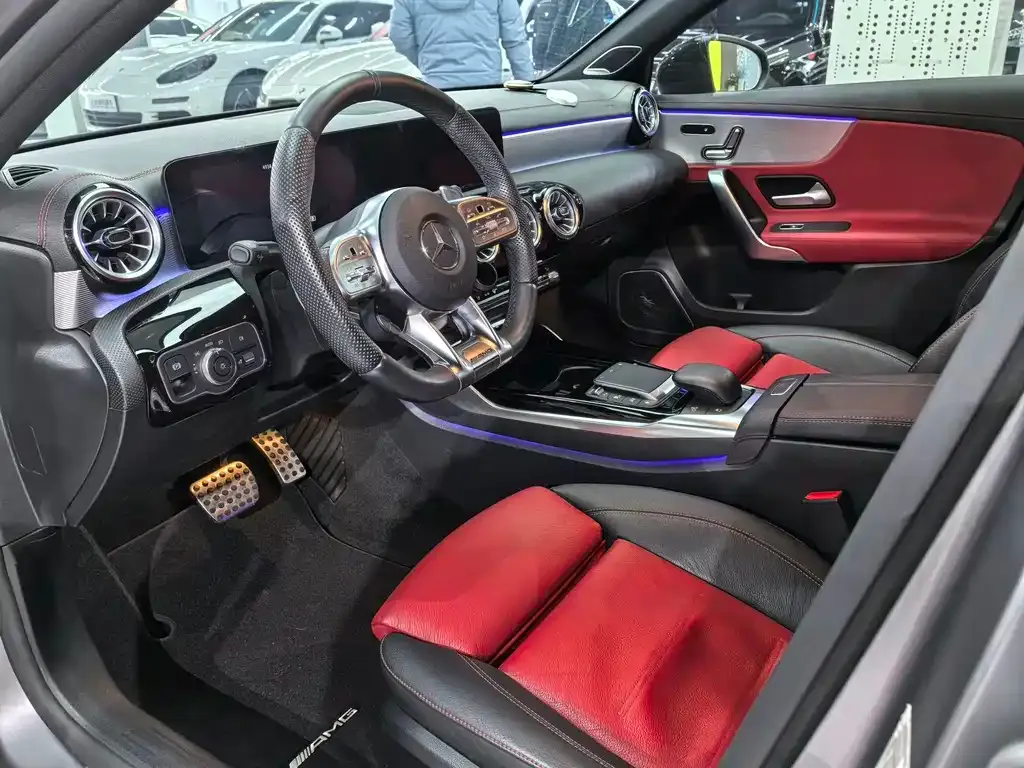 Mercedes-Benz A-Class AMG — фото 4