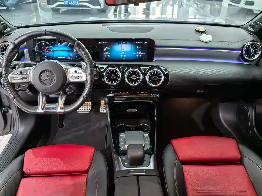 Mercedes-Benz A-Class AMG — фото 3