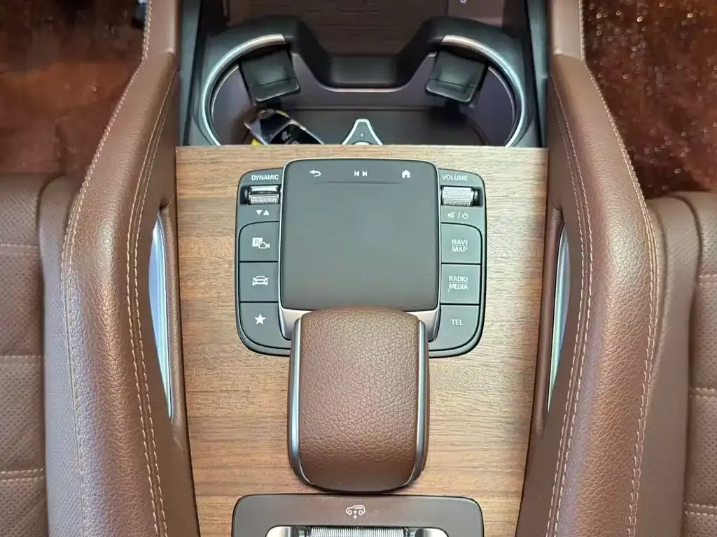 Mercedes-Benz GLS — фото 2
