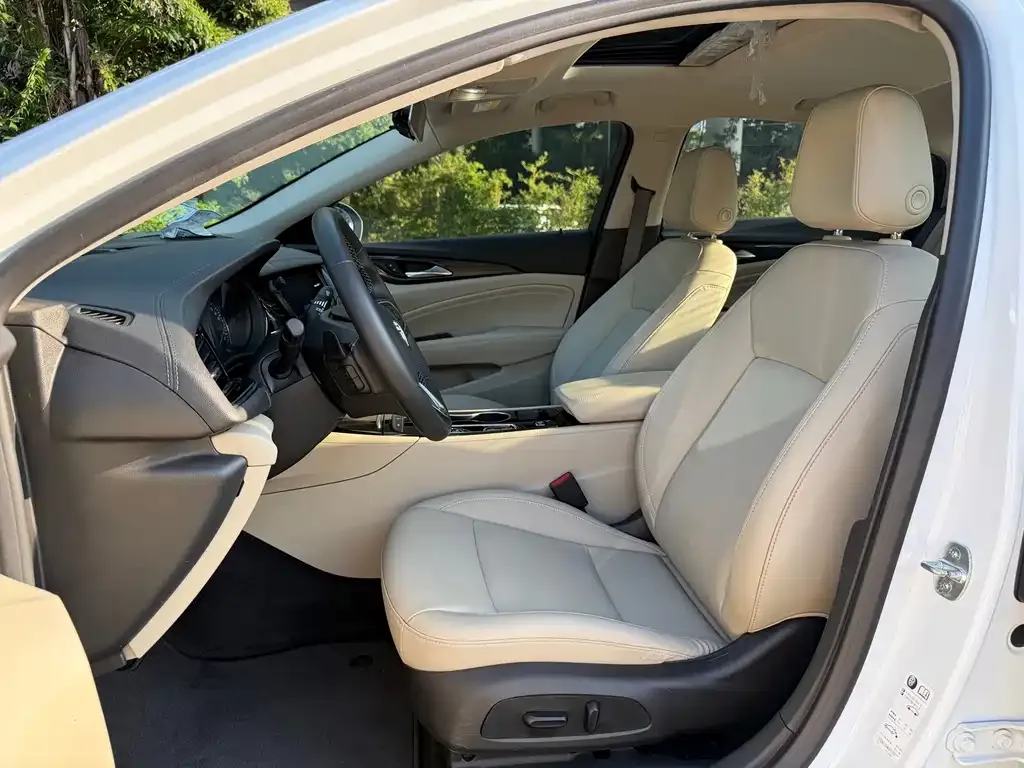 Buick Regal — фото 10
